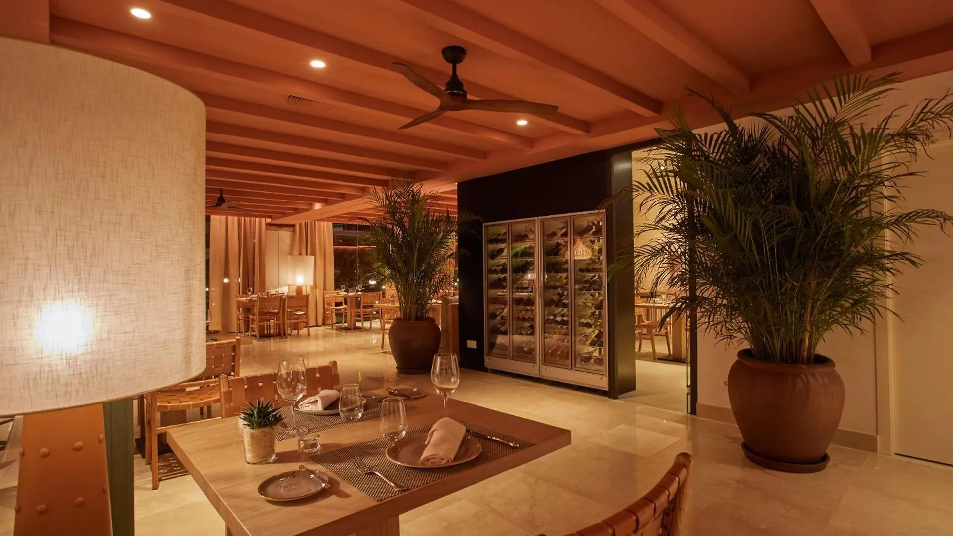 קורלחו Secrets Bahia Real Resort & Spa Adults Only מלון